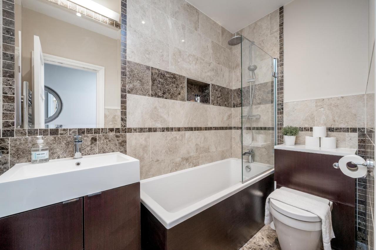 Spacious 2 Bedroom Apartment - Sleeps 6 Brighton Luaran gambar