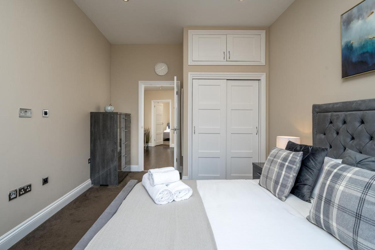 Spacious 2 Bedroom Apartment - Sleeps 6 Brighton Luaran gambar